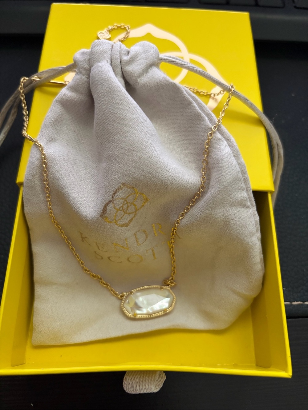 Kendra Scott Elisa Opal Gold Tone Necklace New, Never Worn